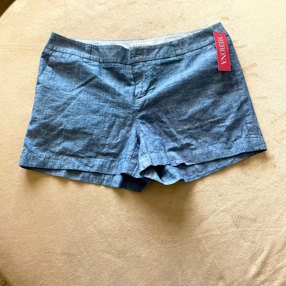 Women’s shorts NWT